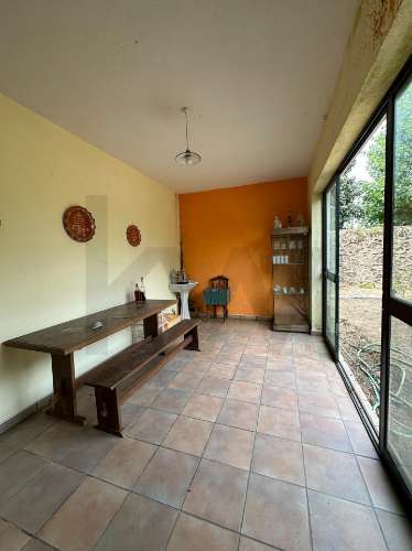 Quinta com História em Barcelinhos – Moradia T3 e Terreno