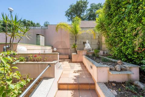 Glamorosa Moradia T4+1 com piscina – Vista Rio Douro