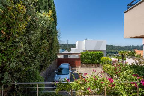 Glamorosa Moradia T4+1 com piscina – Vista Rio Douro