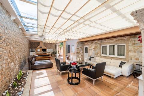 Glamorosa Moradia T4+1 com piscina – Vista Rio Douro