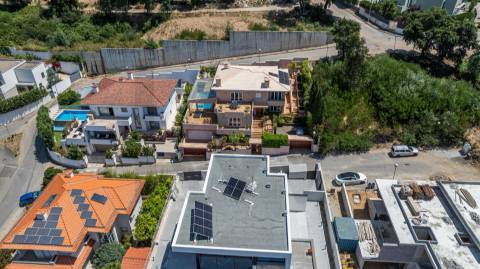 Glamorosa Moradia T4+1 com piscina – Vista Rio Douro