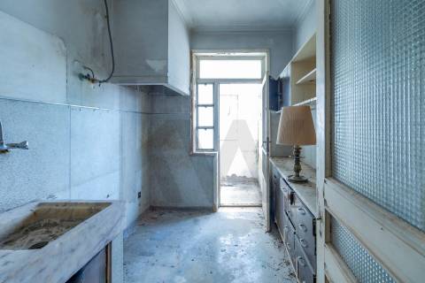 Apartamento T3, último andar junto ao (El corte Inglês) em Gaia 