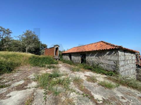 Moradia com Terreno para turismo Rural