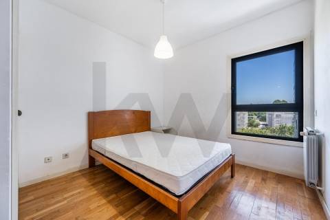 Apartamento T1 com lugar de garagem no exclusivo condomínio Les Palaces, Porto