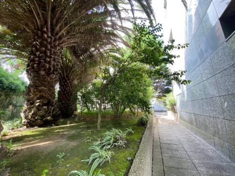 Apartamento T1 com lugar de garagem no exclusivo condomínio Les Palaces, Porto