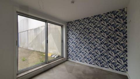 Loja com Garagem Privativa na Av. Serpa Pinto - Matosinhos