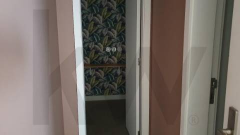 Loja com Garagem Privativa na Av. Serpa Pinto - Matosinhos