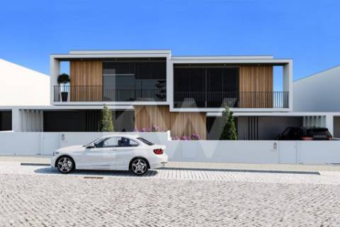 Moradia T3  Nova em Condomínio com Piscina e Vista Mar em Vila Chá, Vila do Conde, Porto