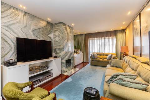 Excelente moradia T3 à Venda – Zona Premium das Antas