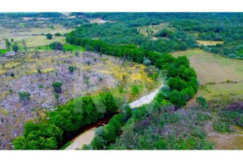 Terreno Rústico com palheiro -  Fatela | a 10 minutos do Fundão