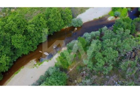 Terreno Rústico com palheiro -  Fatela | a 10 minutos do Fundão