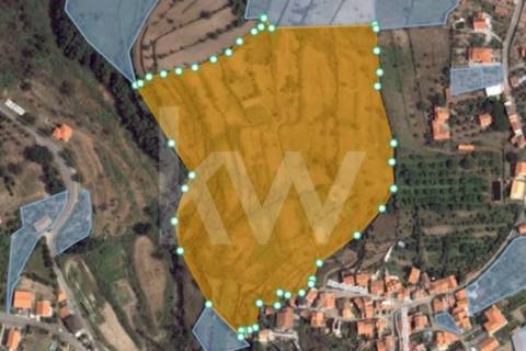 Terreno no Parque Natural da Serra da Estrela de 4,8 hectares