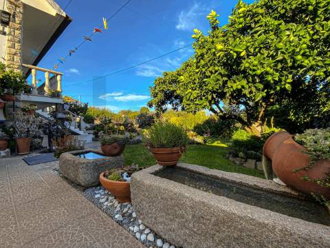 Moradia T5 em Quintas da Torre, Fundão