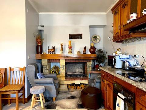 Moradia T5 em Quintas da Torre, Fundão