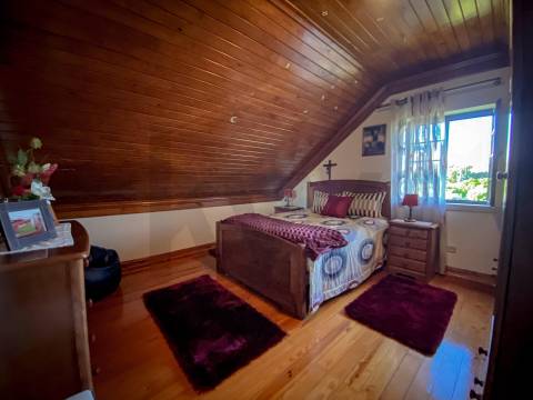 Moradia T5 em Quintas da Torre, Fundão