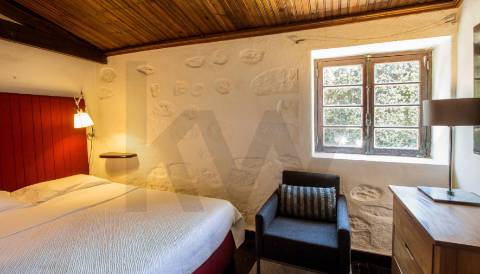 Moradia V3 térrea em primeira linha de mar - Moledo