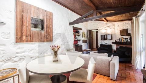 Moradia V3 térrea em primeira linha de mar - Moledo