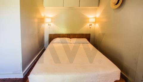 Moradia V3 térrea em primeira linha de mar - Moledo