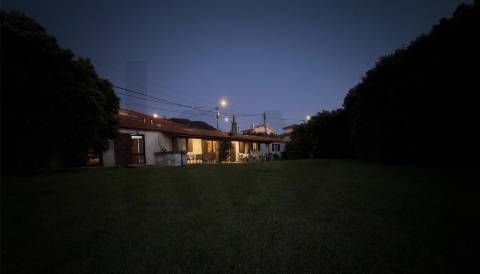 Moradia V3 térrea em primeira linha de mar - Moledo