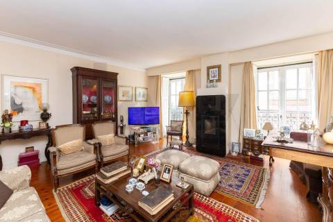 Oportunidade na Foz Velha - Moradia T3 + 1 