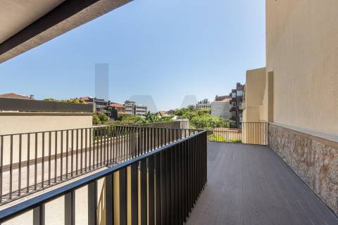 T1 novo com terraço ao "Mercado do Bolhão" na baixa do Porto