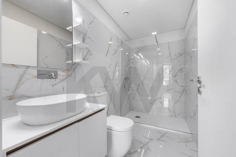 T1 novo com terraço ao "Mercado do Bolhão" na baixa do Porto