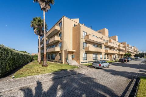 T1 + 1 na praia da Madalena