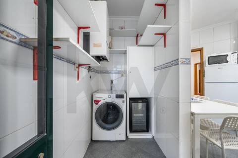 T1 + 1 na praia da Madalena