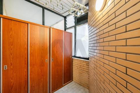 T1 + 1 na praia da Madalena