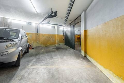 T1 + 1 na praia da Madalena