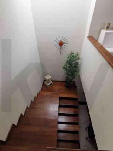 T4 (mais 2 salas), Custóias (Matosinhos), perto da feira e de transportes. Mobilado como novo.