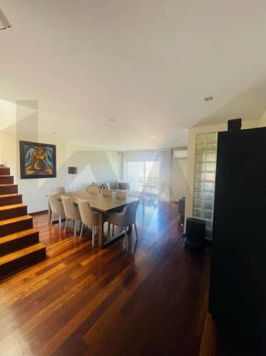 T4 (mais 2 salas), Custóias (Matosinhos), perto da feira e de transportes. Mobilado como novo.