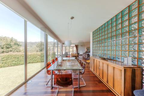 Sofisticada Moradia T5 c/ piscina junto ao rio Tâmega