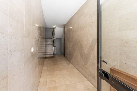 T3 com varandas e marquise em Leça da Palmeira