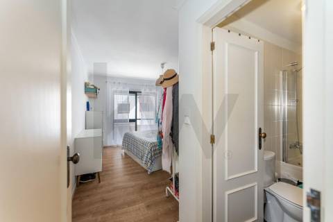 T3 com varandas e marquise em Leça da Palmeira