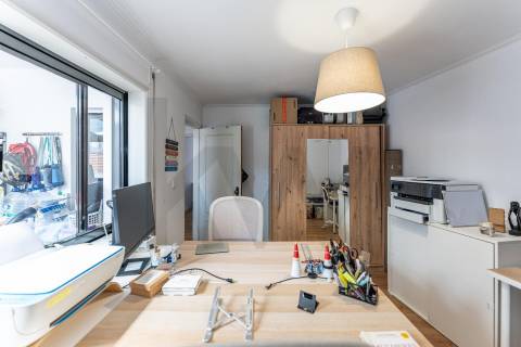 T3 com varandas e marquise em Leça da Palmeira