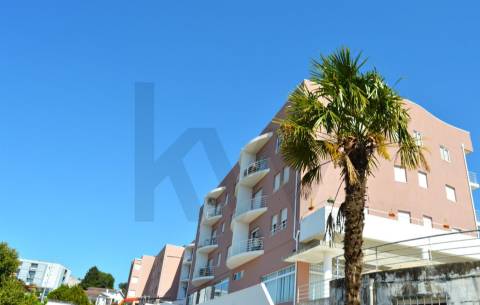 Moderno Apartamento T2 em Paço de Sousa, Penafiel