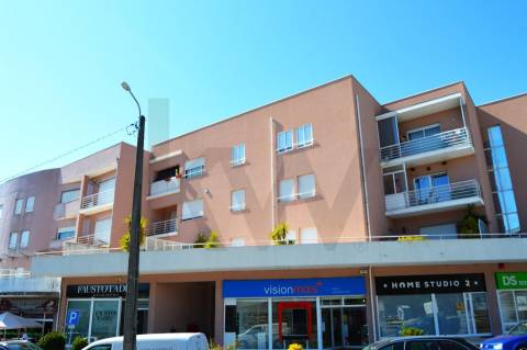 Moderno Apartamento T2 em Paço de Sousa, Penafiel