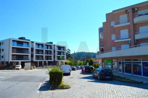 Moderno Apartamento T2 em Paço de Sousa, Penafiel
