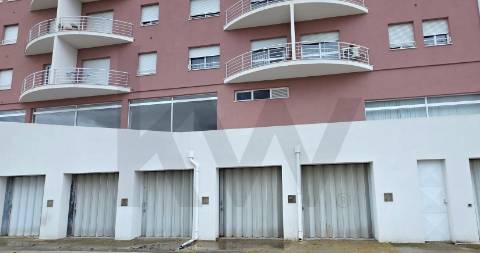 Moderno Apartamento T2 em Paço de Sousa, Penafiel