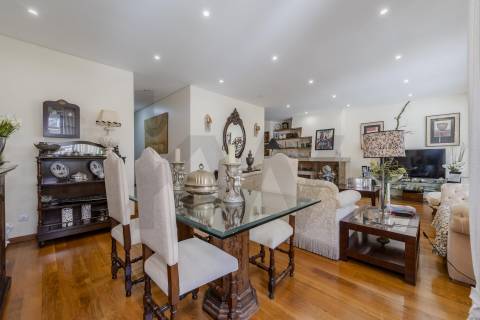 MORADIA T 5 AMOROSA VISTAS MAR