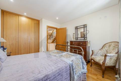 MORADIA T 5 AMOROSA VISTAS MAR