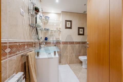 MORADIA T 5 AMOROSA VISTAS MAR