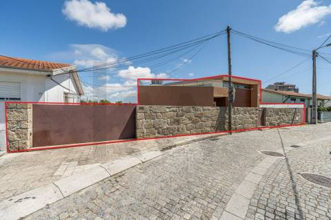 Moradia T3 independente - O Lar Perfeito para a Sua Família em Guifões, Matosinhos