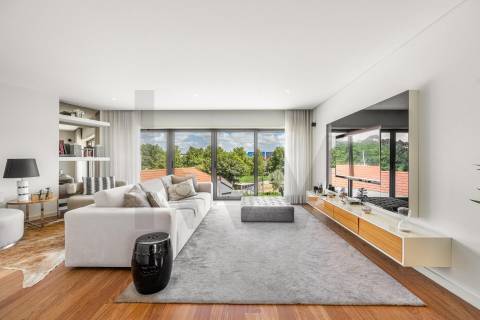 Moradia T3 independente - O Lar Perfeito para a Sua Família em Guifões, Matosinhos