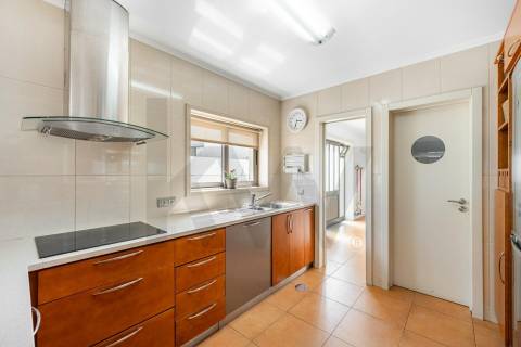 Moradia T3 independente - O Lar Perfeito para a Sua Família em Guifões, Matosinhos