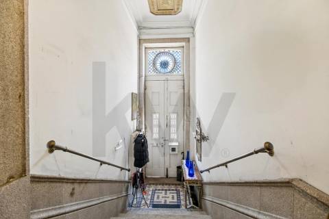 Prédio Residencial - Paranhos 