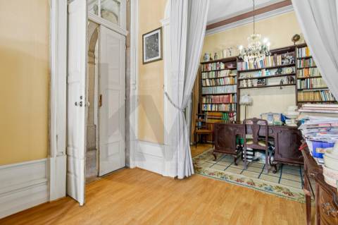 Prédio Residencial - Paranhos 