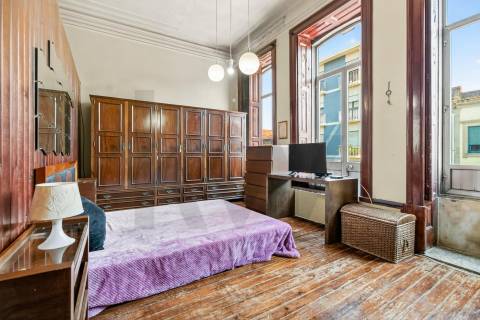 Prédio Residencial - Paranhos 