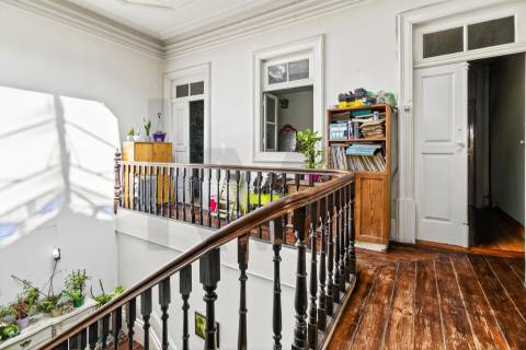 Prédio Residencial - Paranhos 